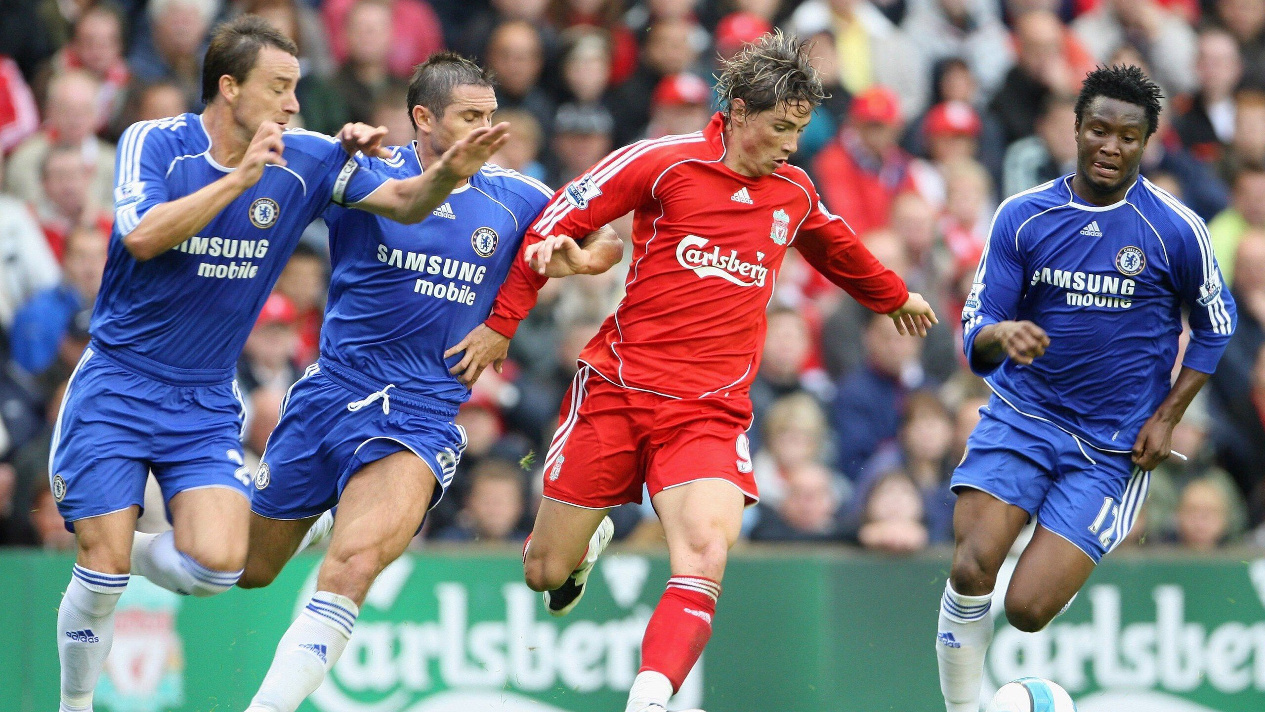 “城市体育名人墙揭牌跑” 跑过曾经荣耀的瞬间影像